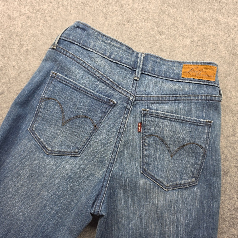 Levis Demi Curve Classic Bootcut Jeans Womens 26/2 Medium Wash Blue Denim
